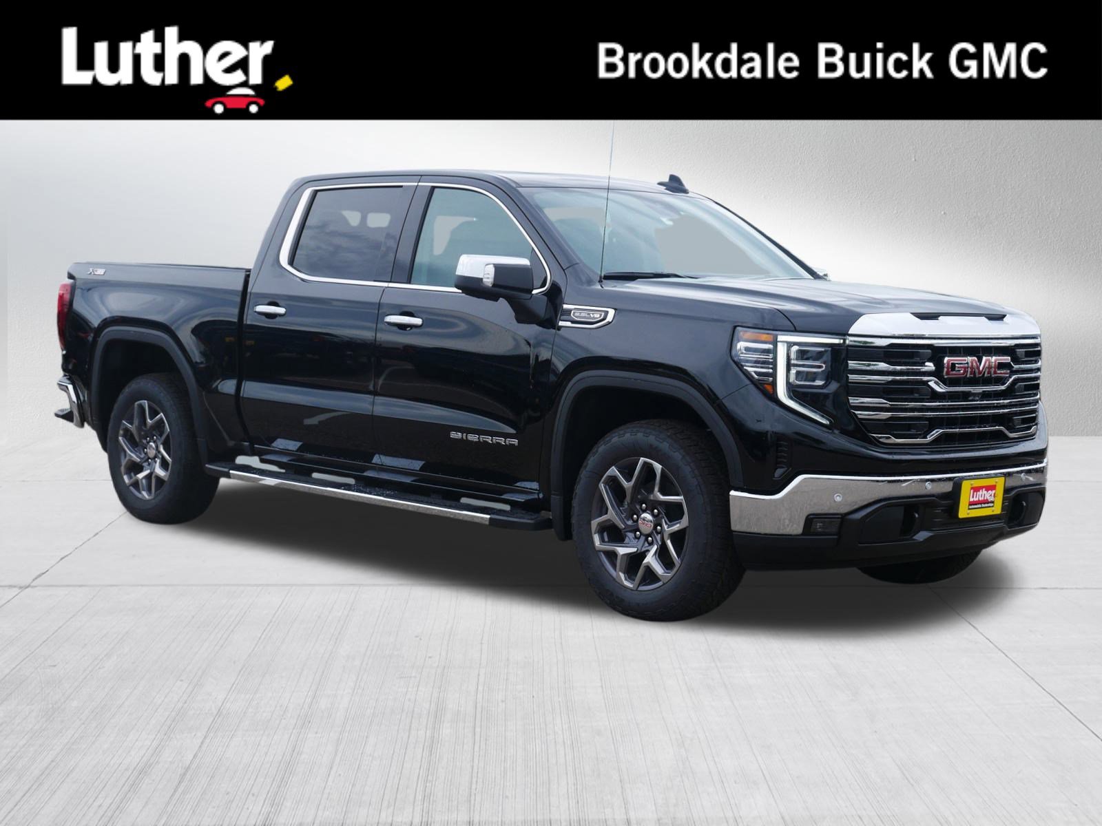 2026 GMC Sierra 1500 SLT's photo