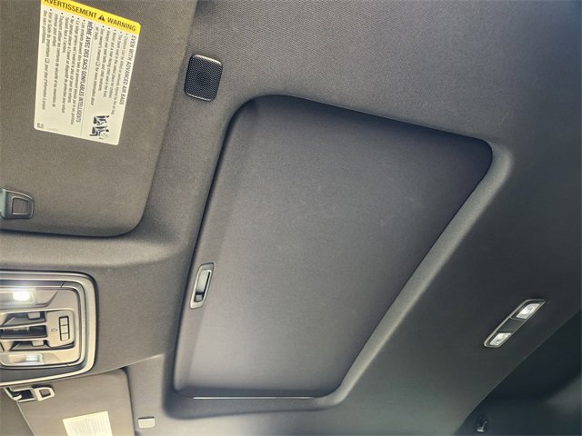 2020 Chevrolet Silverado 1500 High Country photo 19