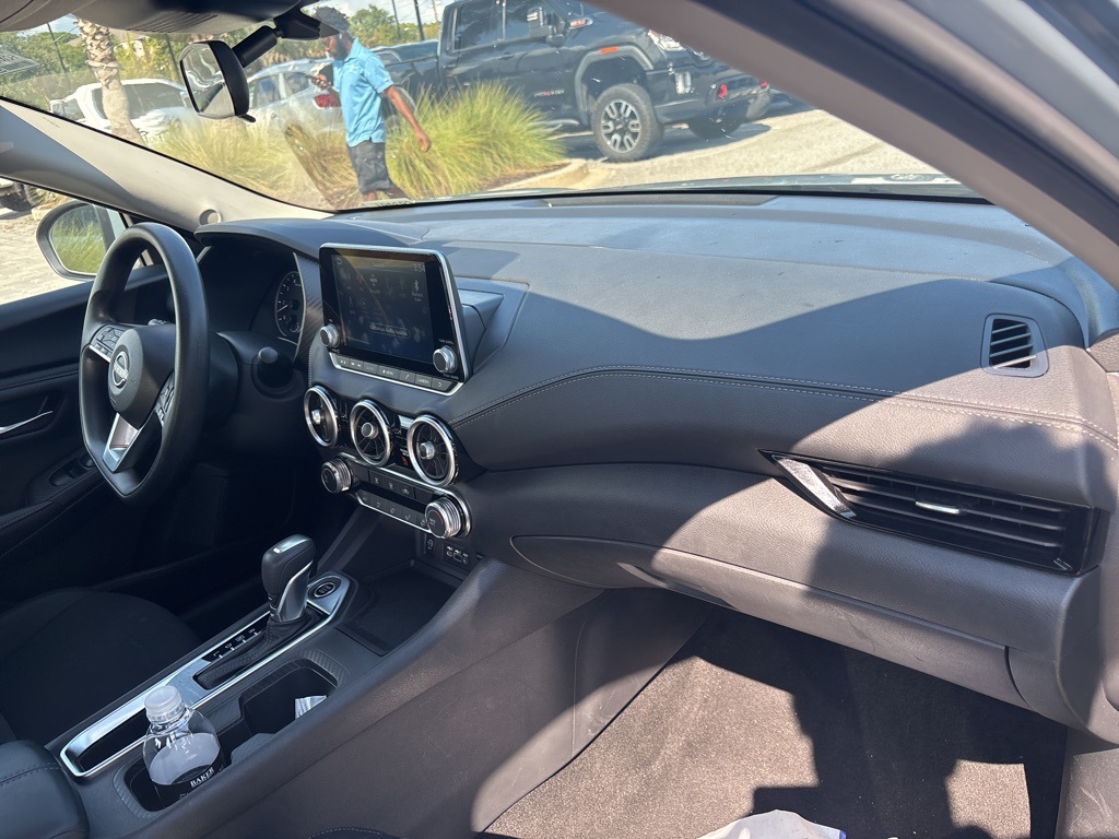 2024 Nissan Sentra SV photo 38