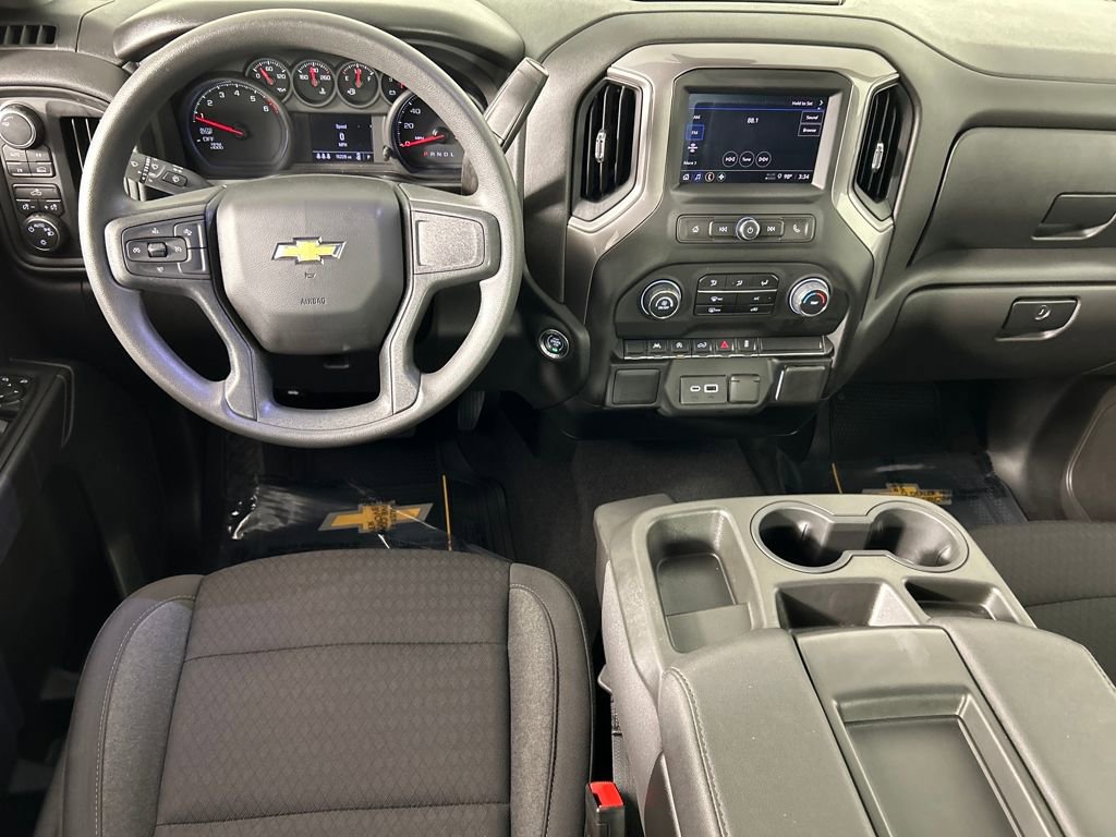 2024 Chevrolet Silverado 1500 Custom photo 23