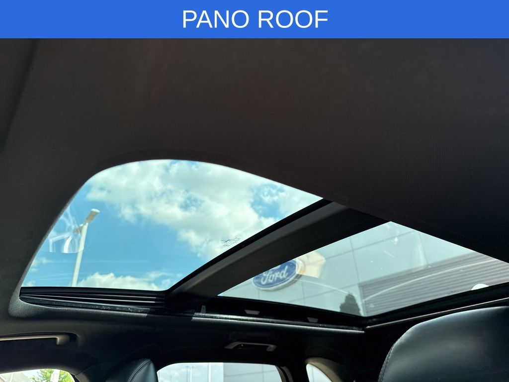 2017 Lincoln MKC Reserve photo 2