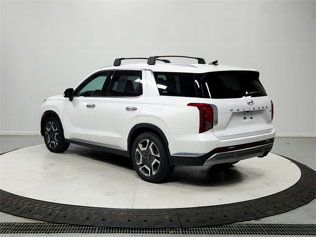 2023 Hyundai Palisade Limited photo 3