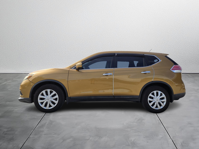2015 Nissan Rogue S photo 3