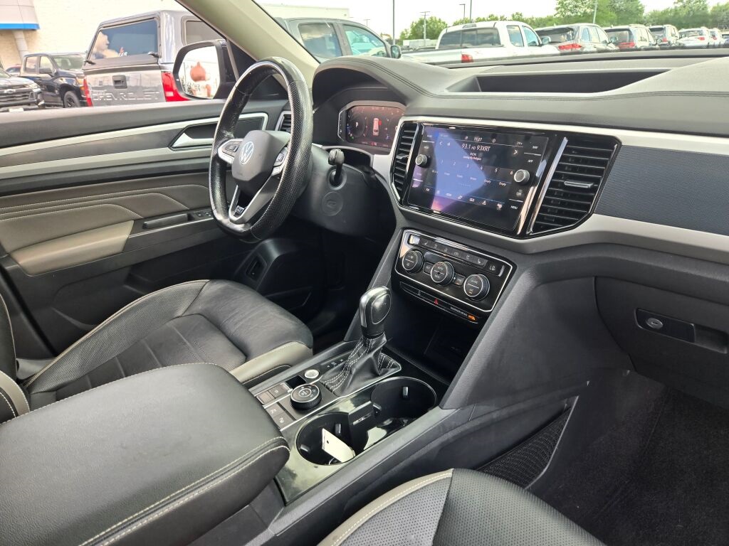 2022 Volkswagen Atlas V6 SEL Premium R-Line photo 5