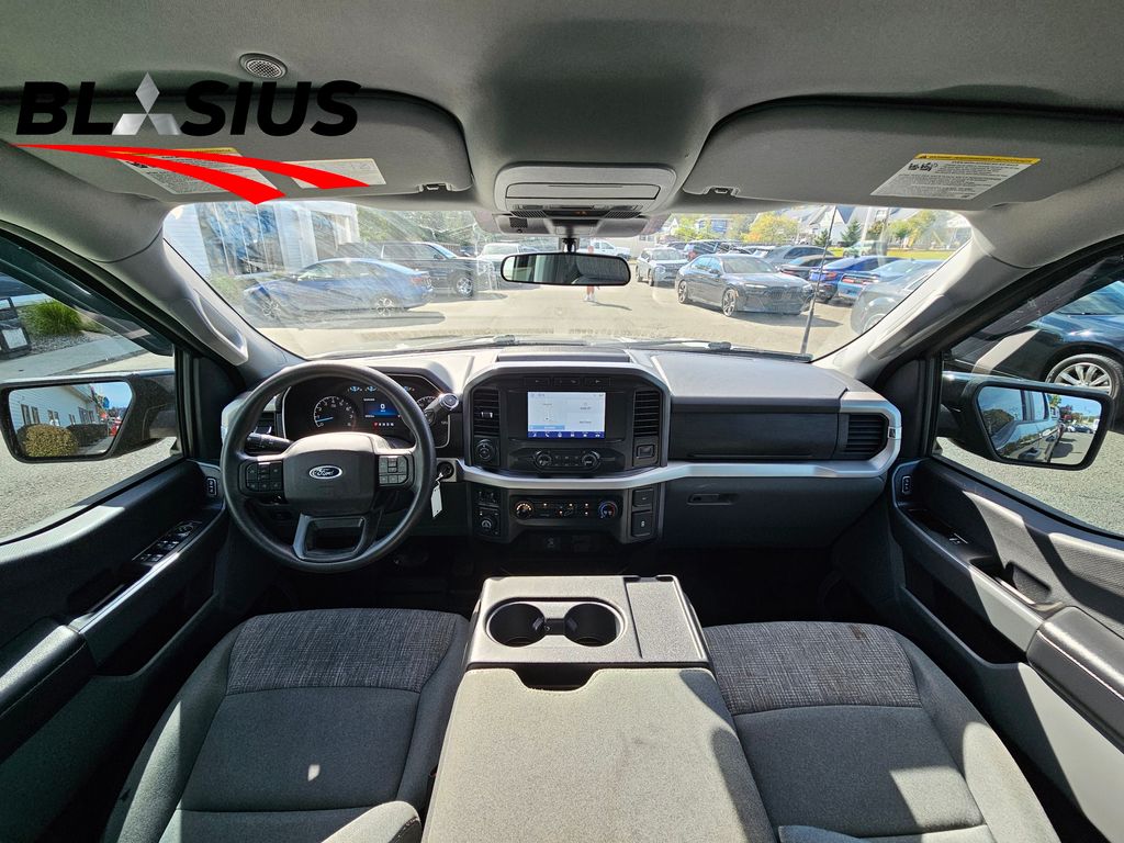 2023 Ford F-150 XLT photo 13