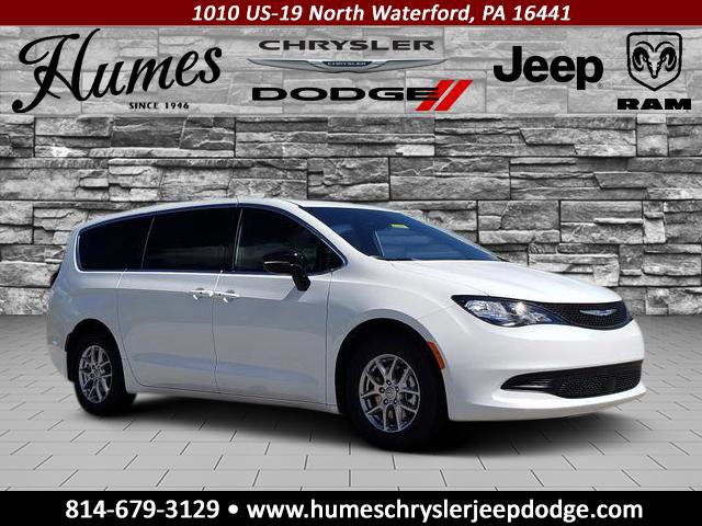 2026 Chrysler Voyager LX's photo