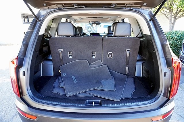 Used 2022 Green Kia S image 12