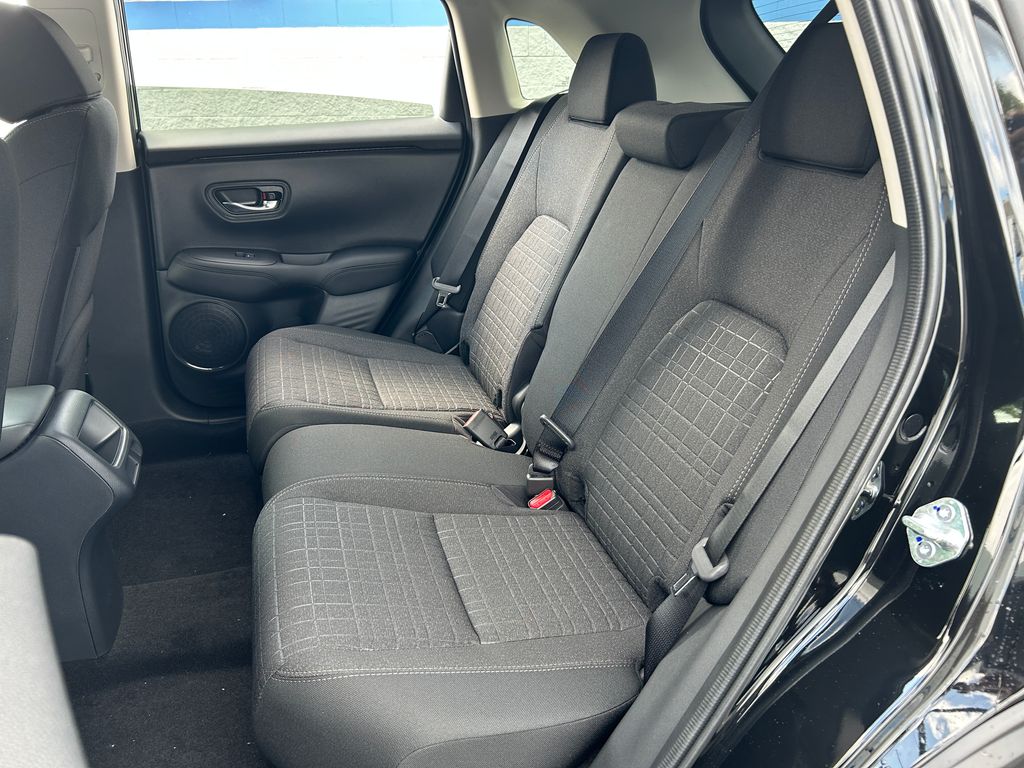 2026 Honda HR-V LX photo 13