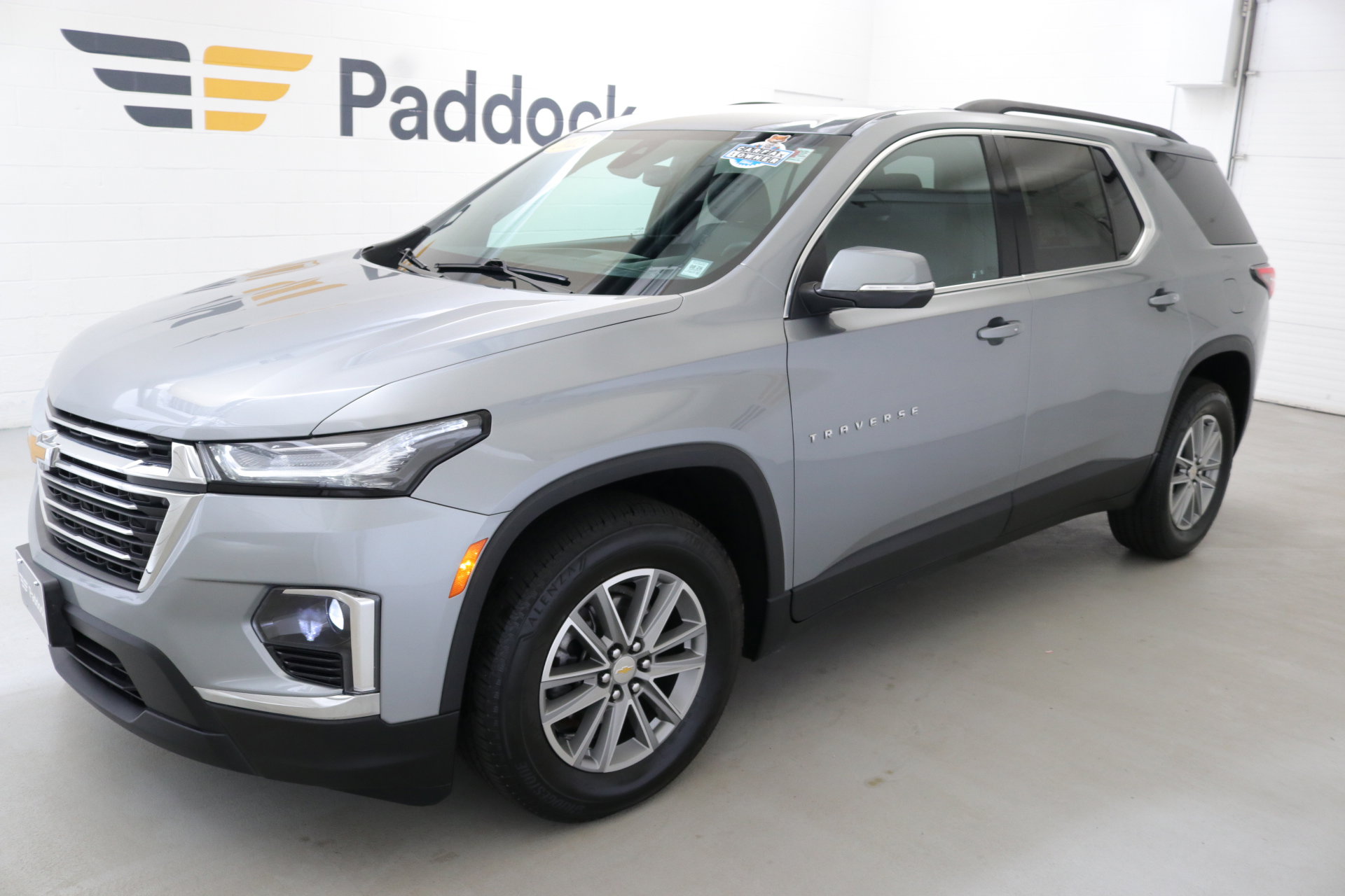 2023 Chevrolet Traverse Leather photo 3