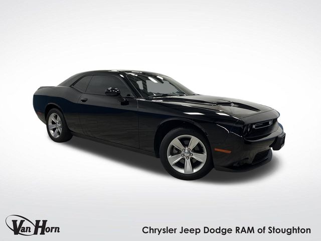 2021 Dodge Challenger SXT