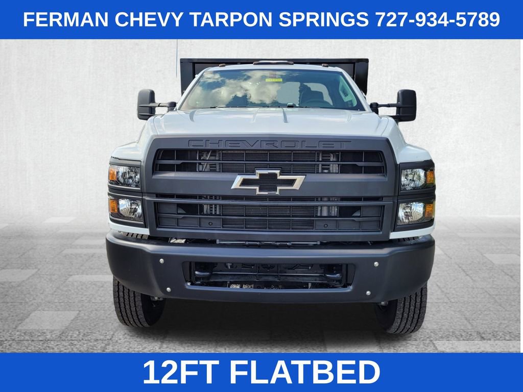 2024 Chevrolet Silverado 5500HD Work Truck photo 2