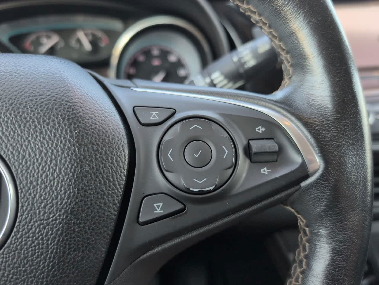 2018 Buick Envision Essence photo 29