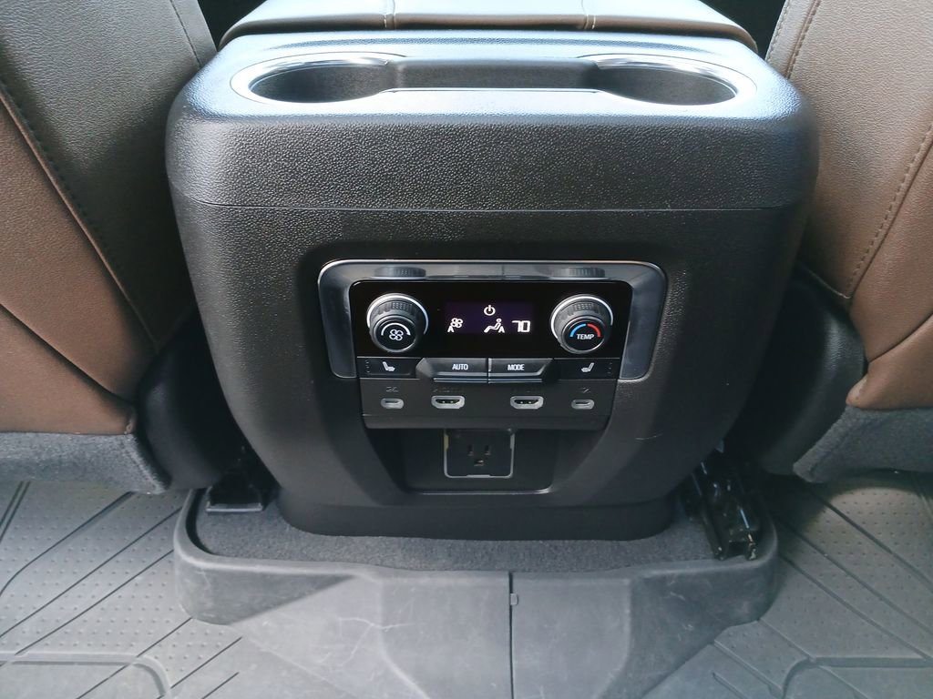 2023 Chevrolet Tahoe High Country photo 22