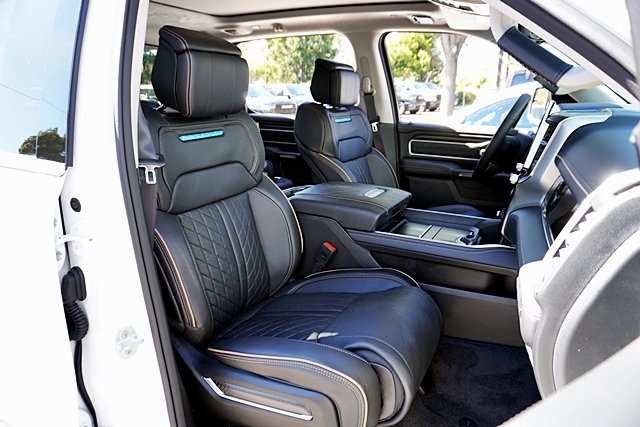 New 2026 Ivory White Tri-Coat Pearl-Coat Exterior Paint RAM Tungsten image 20