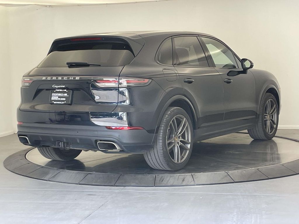 2020 Porsche Cayenne Base photo 5