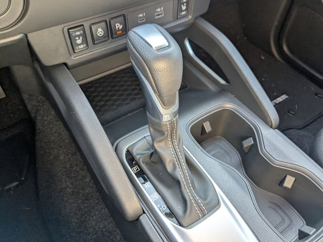 2025 Nissan Frontier SV photo 22