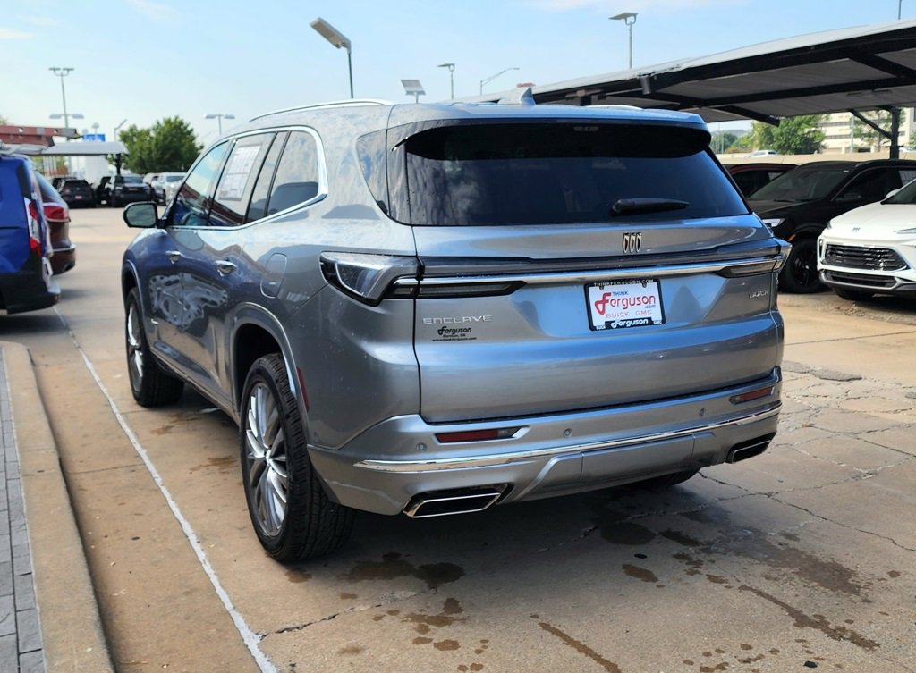 2026 Buick Enclave Avenir photo 2