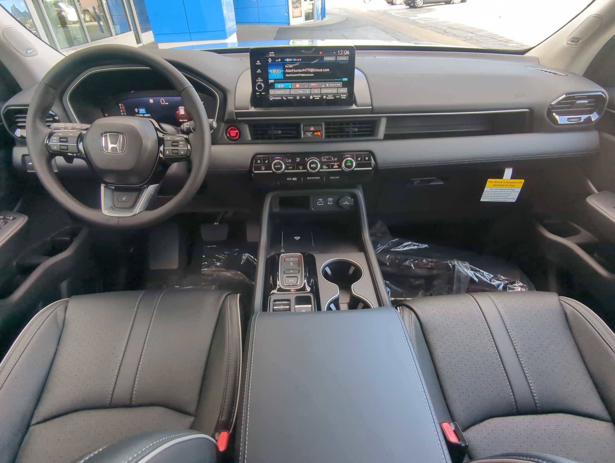 2025 Honda Pilot Elite photo 14