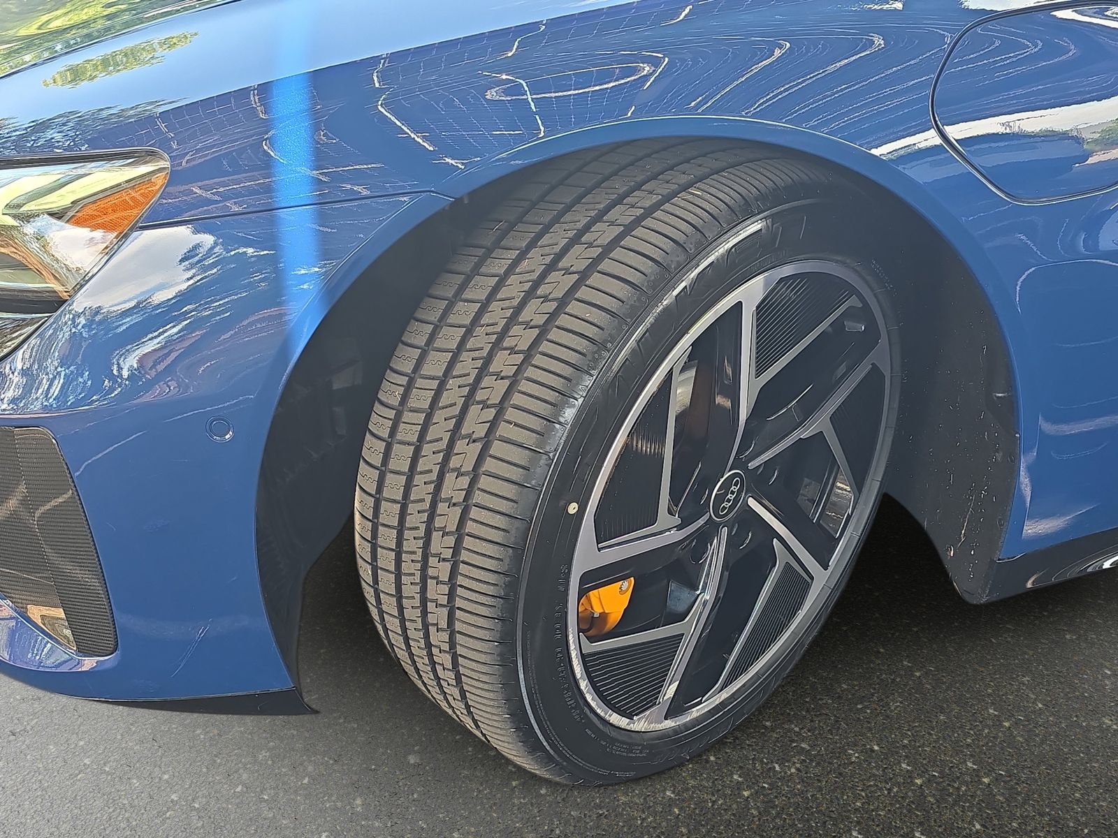 2022 Audi RS e-tron GT Base photo 31