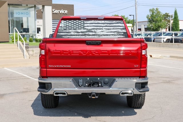 Used 2022 Red Chevrolet LT image 4