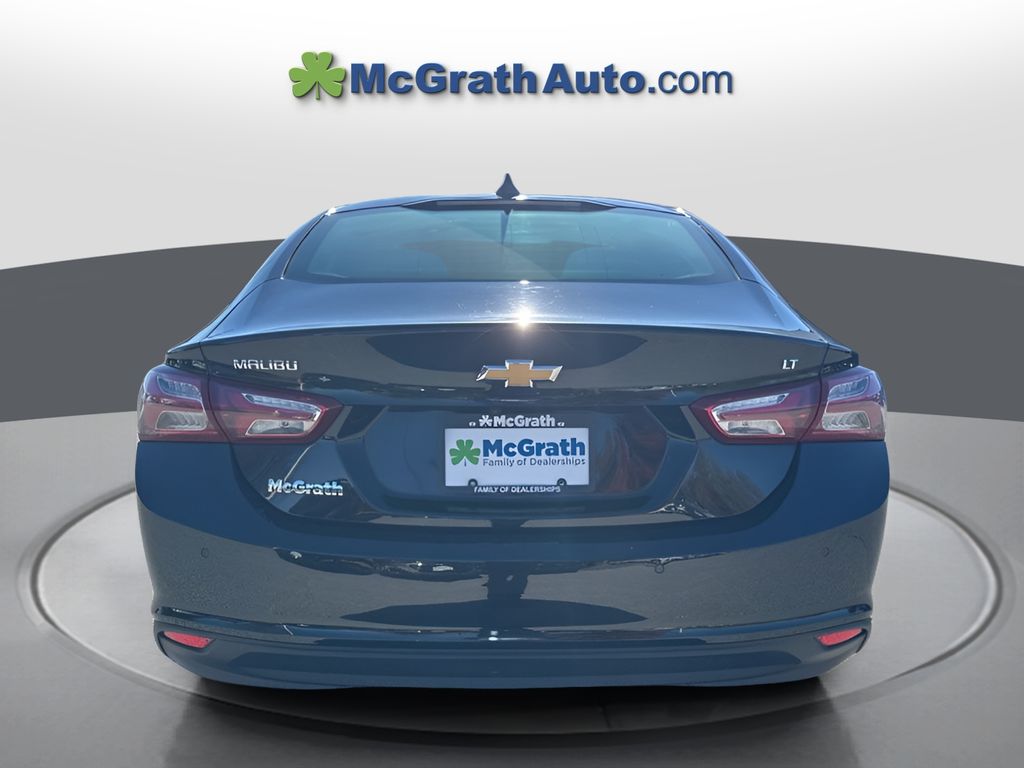 2024 Chevrolet Malibu Premier 2LT photo 4