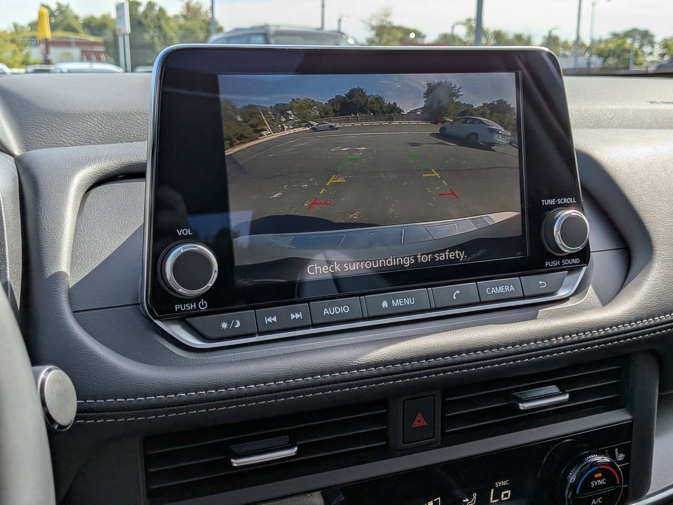 2026 Nissan Rogue SV photo 15