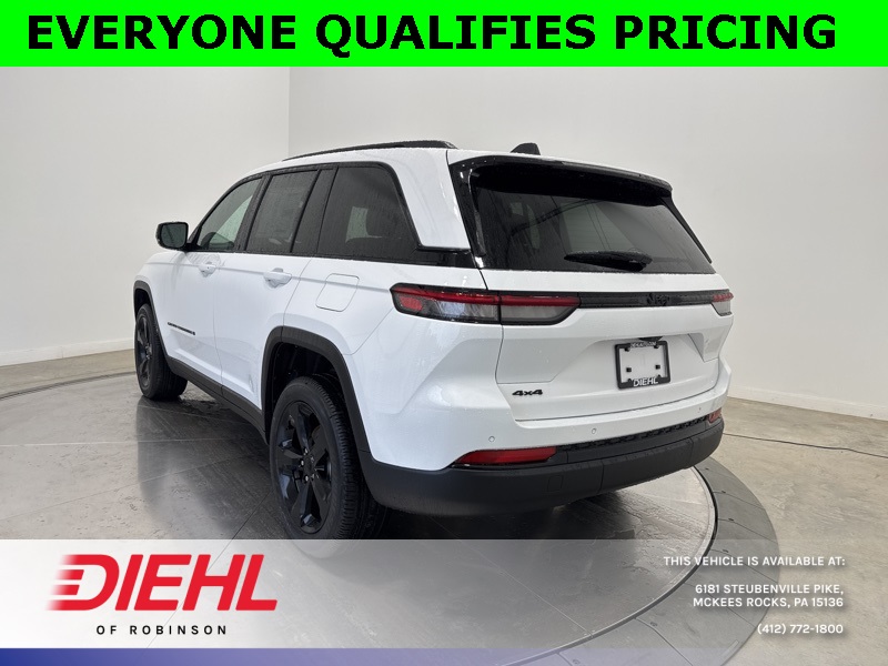 2025 Jeep Grand Cherokee Altitude photo 4