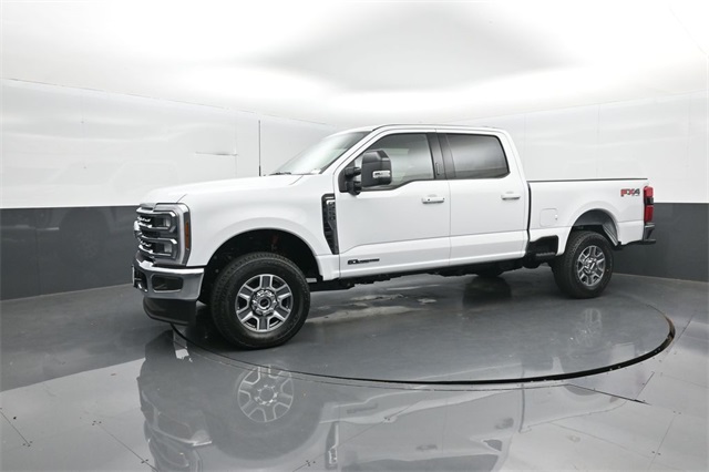 2026 Ford F-250 Lariat photo 4