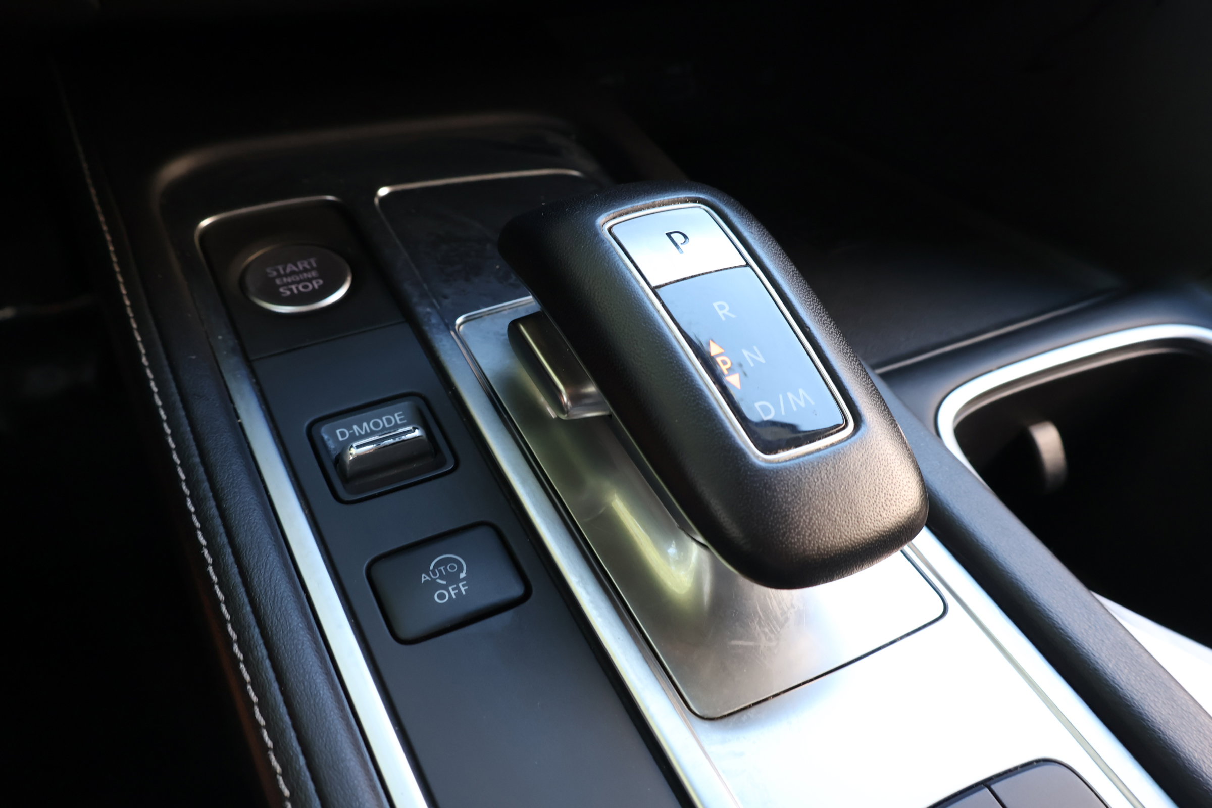 2023 Infiniti QX60 Luxe photo 29