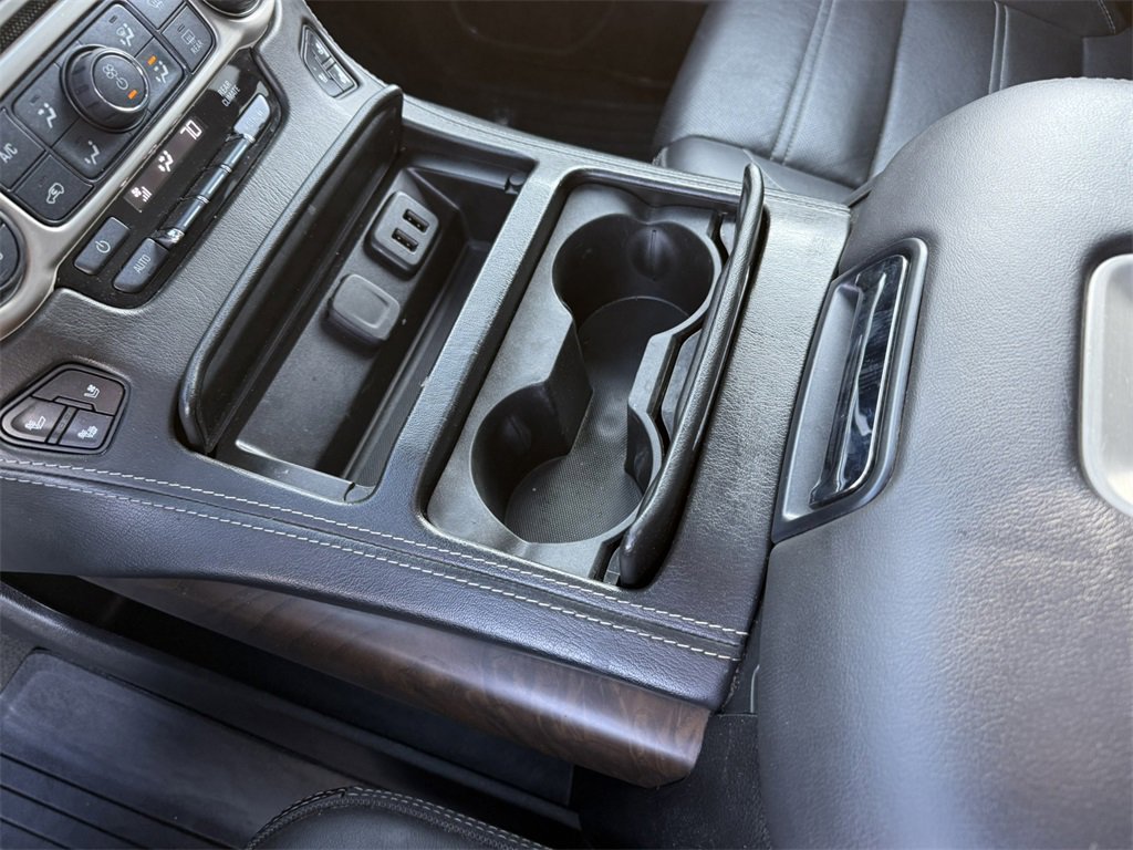 2018 GMC YUKON XL - Image 25