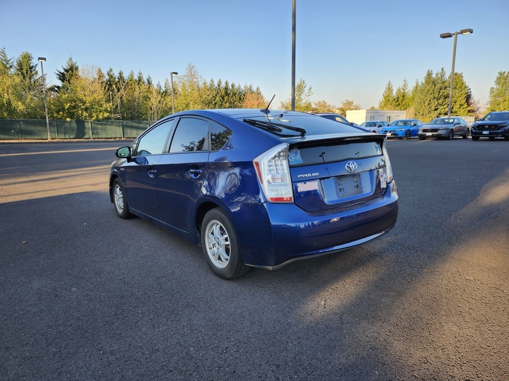 2010 Toyota Prius Three photo 4
