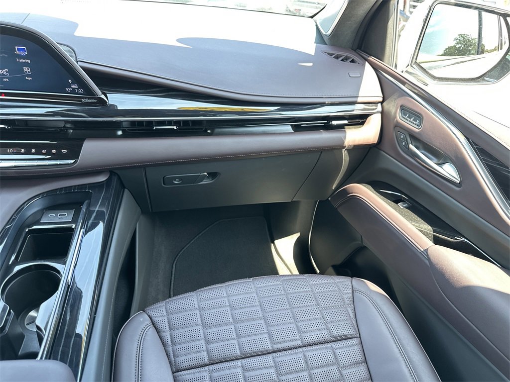 2024 Cadillac Escalade V-Series photo 14