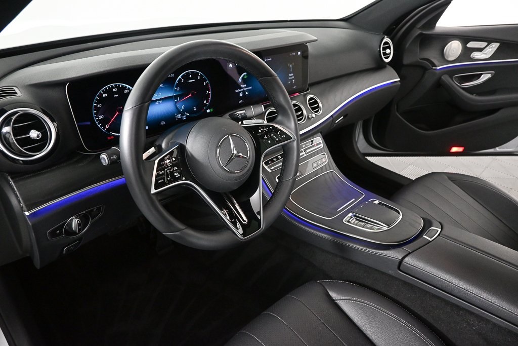 2022 Mercedes Benz E 350 Sedan photo 4