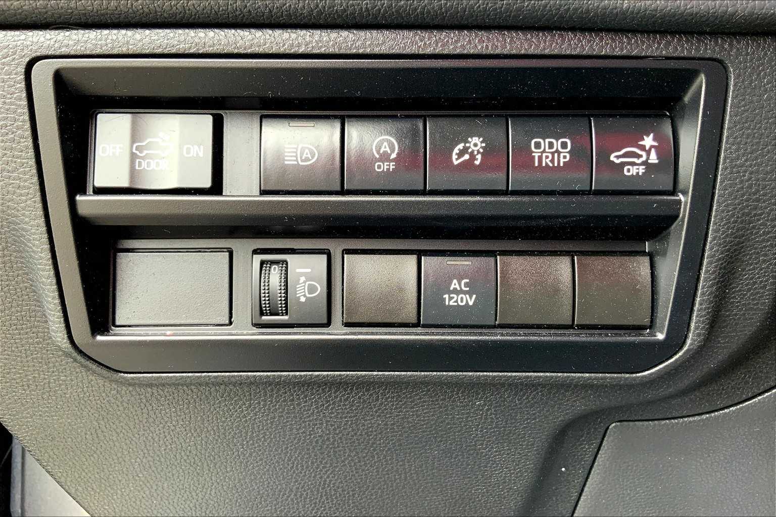2022 Toyota Tundra Limited photo 30