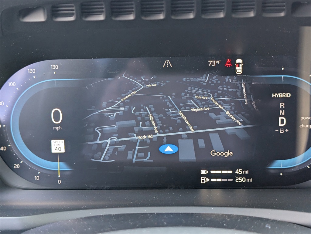 2025 Volvo XC90 T8 Plus photo 23