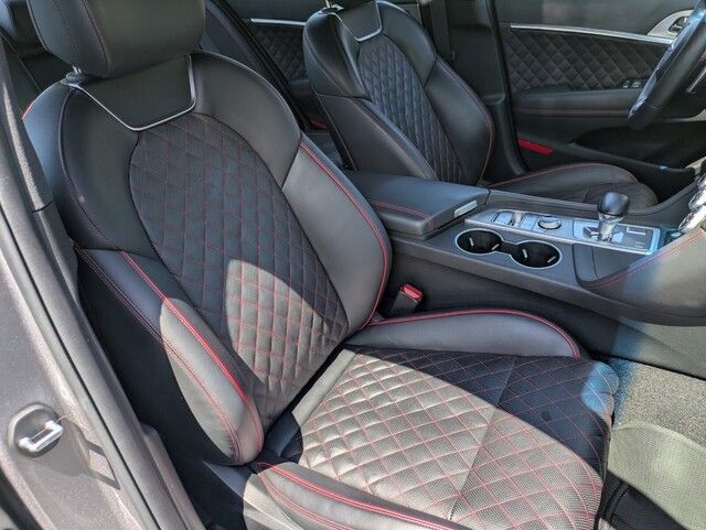 2021 Genesis G70 3.3T photo 30