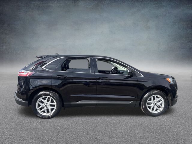2023 Ford Edge SEL photo 3