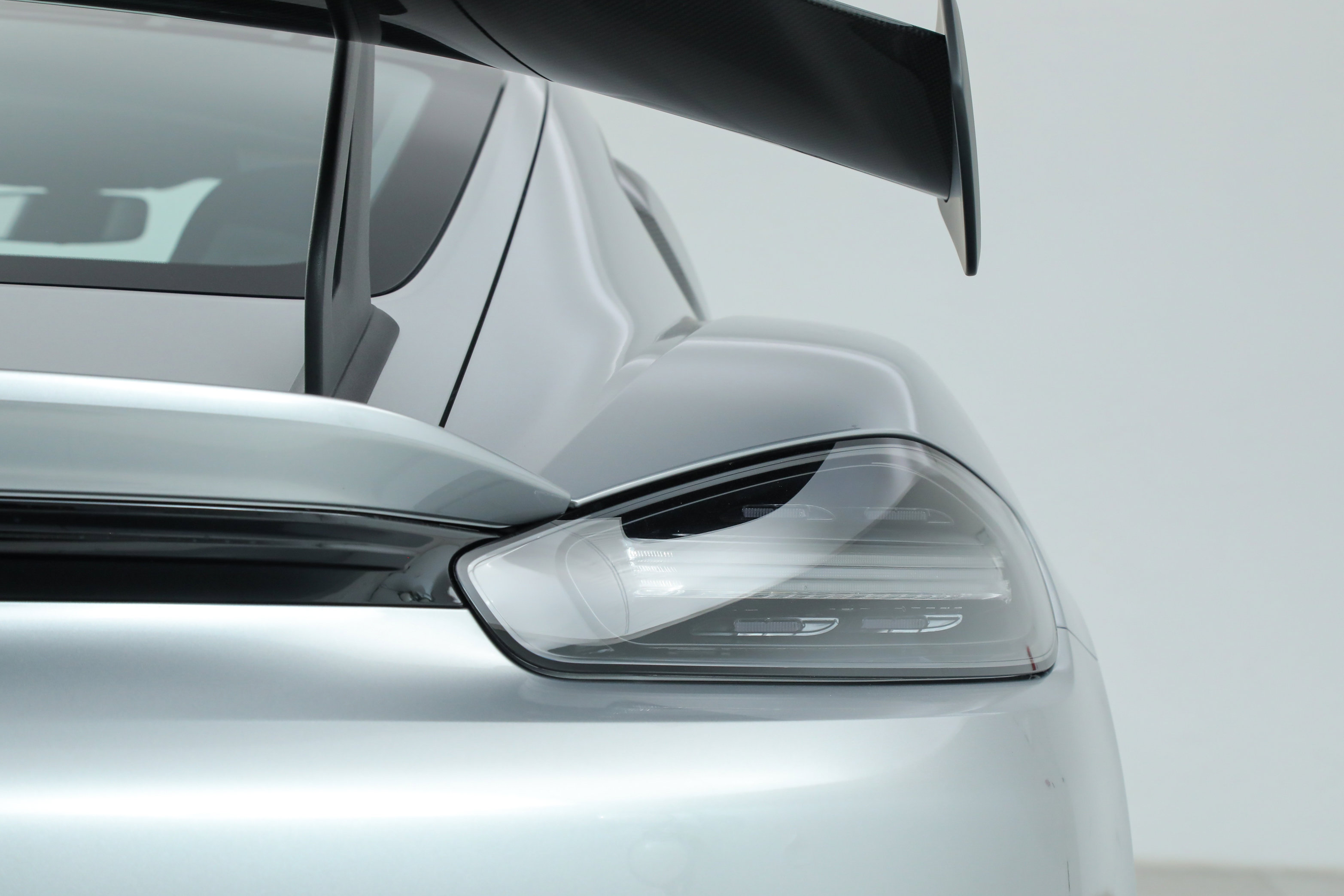 2025 Porsche Cayman GT4 RS photo 26