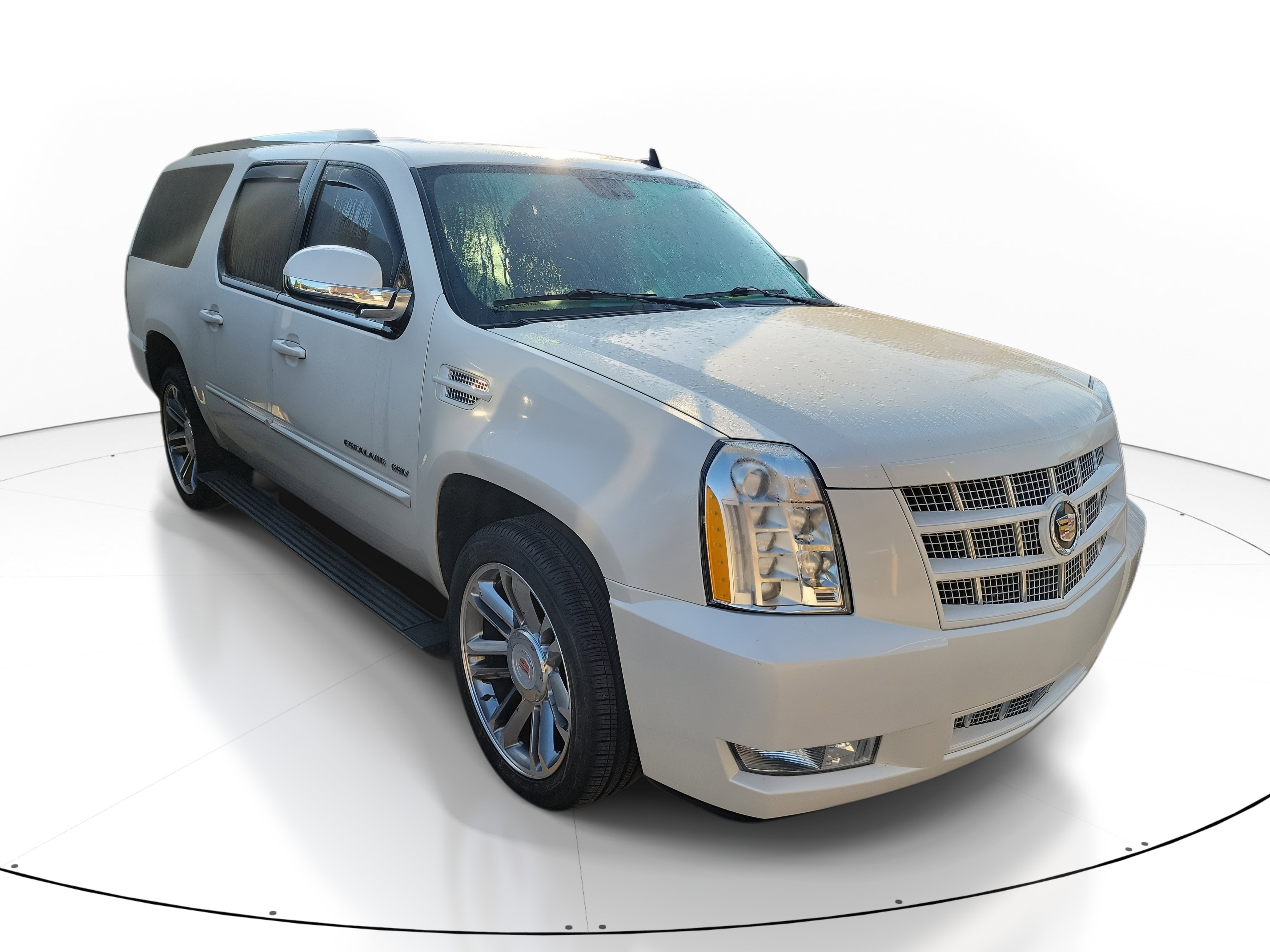 2013 Cadillac Escalade ESV Premium's photo
