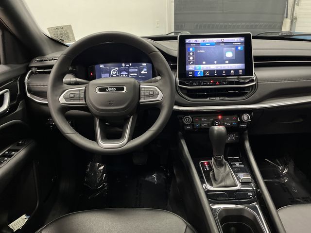 2024 Jeep Compass Limited photo 4