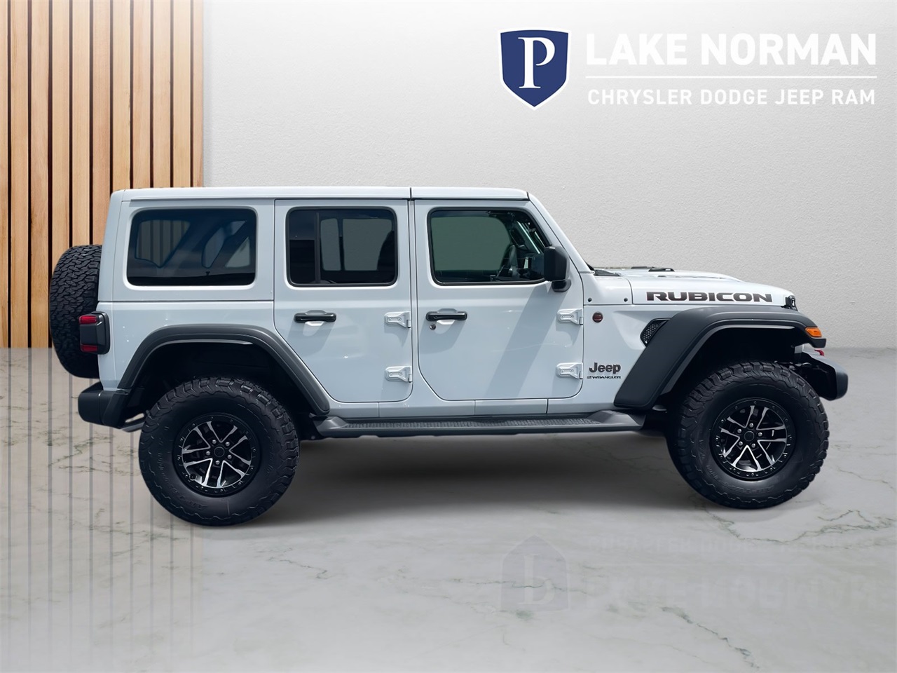 2025 Jeep Wrangler Rubicon photo 9