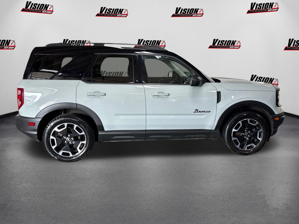 2021 Ford Bronco Sport Outer Banks photo 4