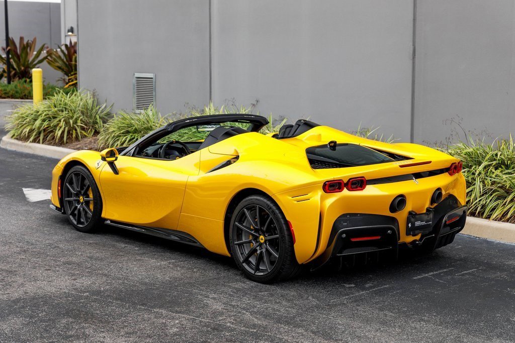 2024 Ferrari SF90 Spider photo 3