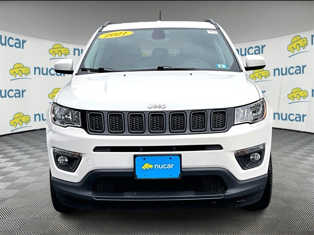 2021 Jeep Compass Latitude photo 2