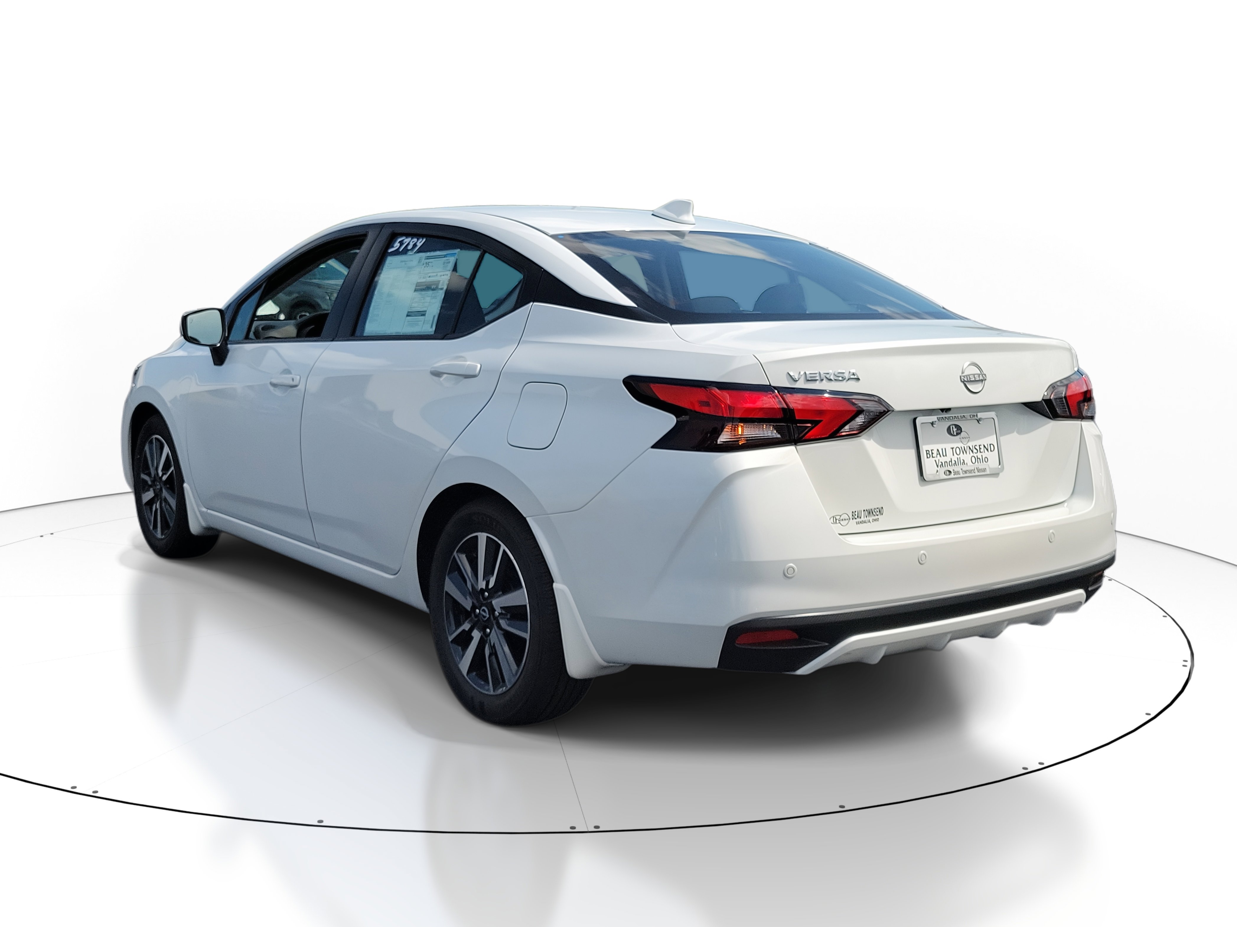 2025 Nissan Versa SV photo 3