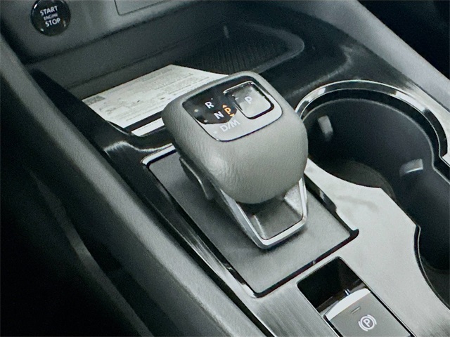 2026 Nissan Rogue SV photo 16