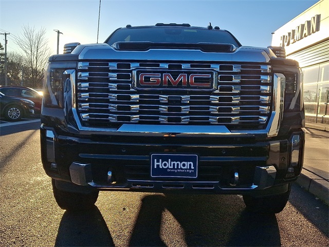 2025 Gmc Sierra HD Denali photo 2