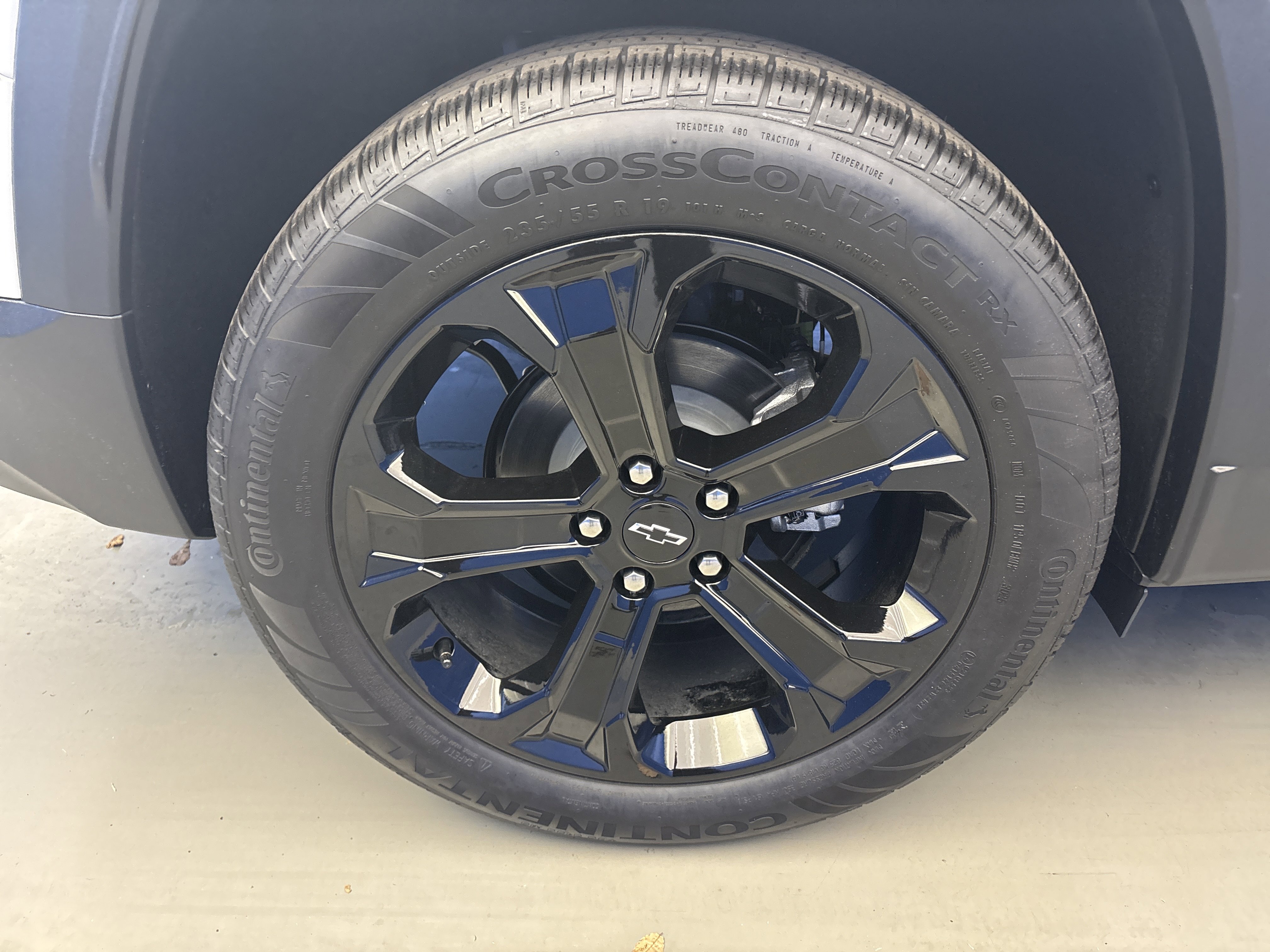 2026 Chevrolet Equinox LT photo 3