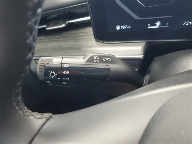 2025 Kia K5 EX photo 18