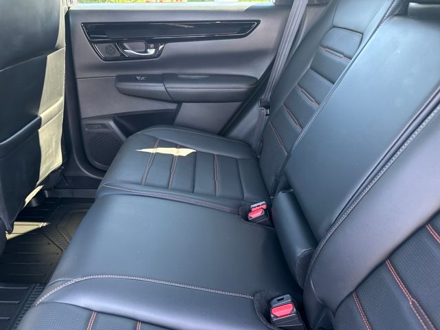 2023 Honda CR-V Hybrid Sport Touring photo 17